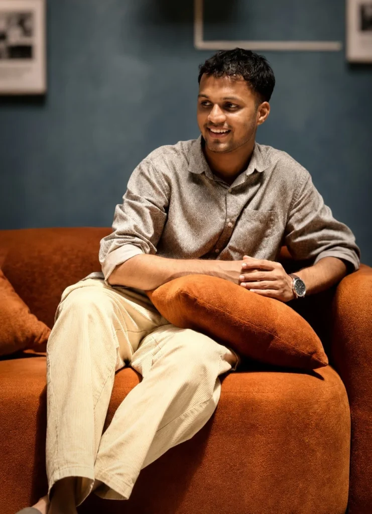 The Best Freelance Digital Marketing Analyst in Kannur posing for photo